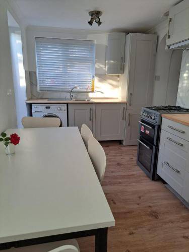 Bed and breakfast  Crawley