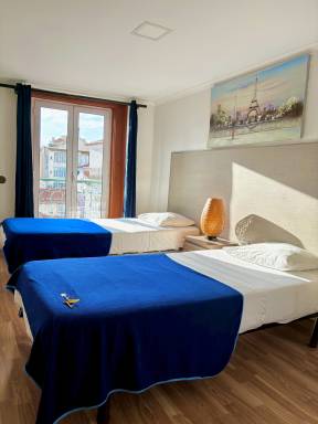20 m² Private room