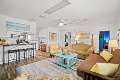 House Lullwater Beach On Gulf Of Mexico