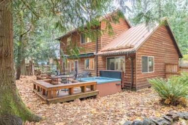 Cabin  Brightwood