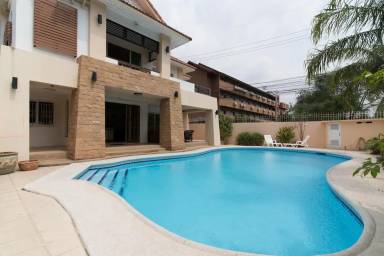 200 m² Villa