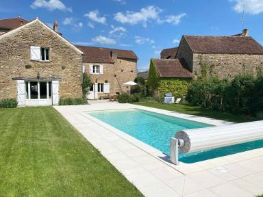 240 m² Villa