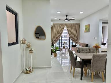 Apartment Straits View
