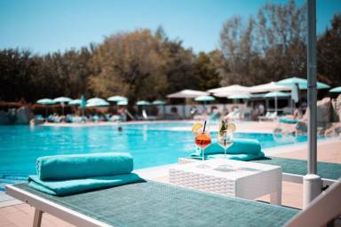 Bellissima casa mobile con terrazza, griglia e giardino | Vicino alla spiaggia | Sono ammessi animali domestici