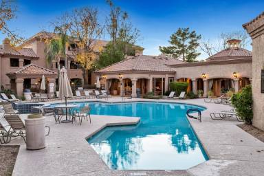 Condo  Desert Wind II