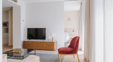 190 m² Apartment