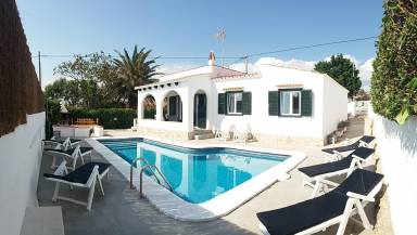Villa  Es Canutells