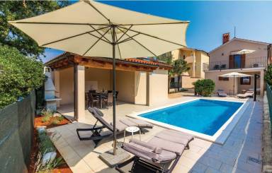 81 m² House