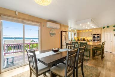 House Camano Island