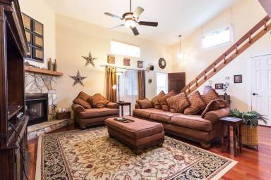 House Pet-friendly Harbor Heights