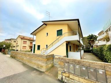 Leilighet Jesolo