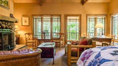Lodge Internet Rogue River