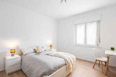 Camera privata 120 m²