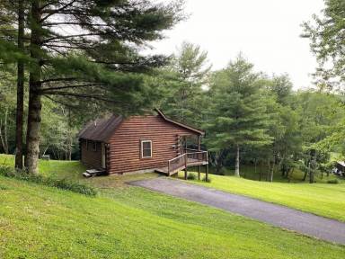 Cabin Hillsville