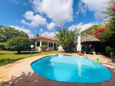 Villa Diani Beach