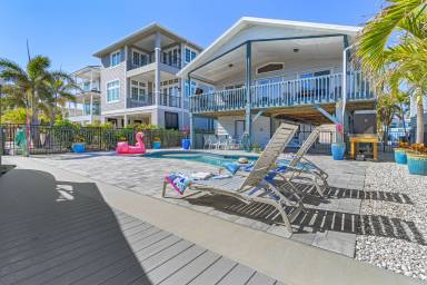 Splendida casa accogliente e familiare con barbecue e piscina privata | Vista sulla città | Vicino alla spiaggia