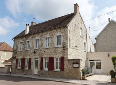 Accommodation  Voutenay-sur-Cure