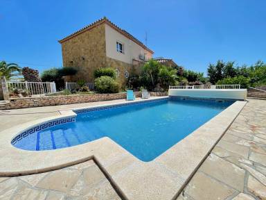 Casa rural L'Ampolla