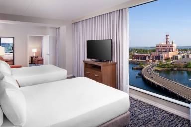 Hotel Boston