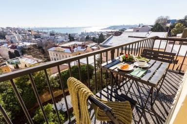 159 m² Apartment