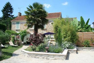Bed and breakfast  Montigny-le-Bretonneux