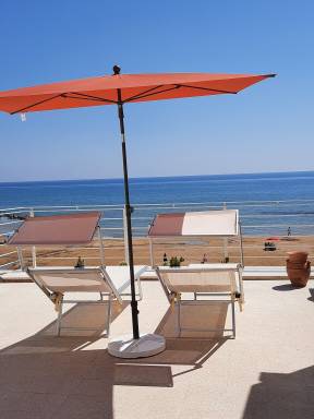 Agréable appartement de vacances avec terrasse et barbecue | Vue nature | À côté de la plage