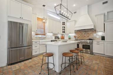 Cottage  Covington
