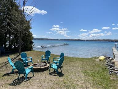 Airbnb  Crystal Lake