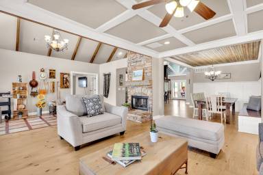 Farmhouse Dacula