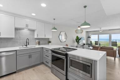 Condo Ocean Spray