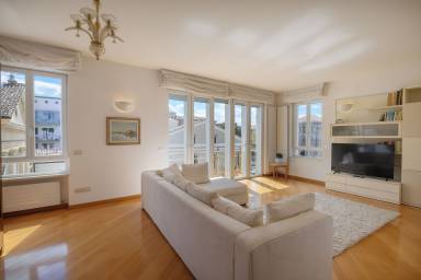 Apartment with jacuzzi & barbecue
