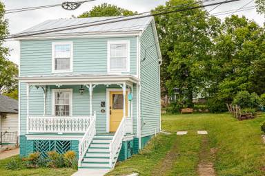 House  Staunton