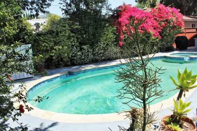 Nice B&B with pool, garden & BBQ