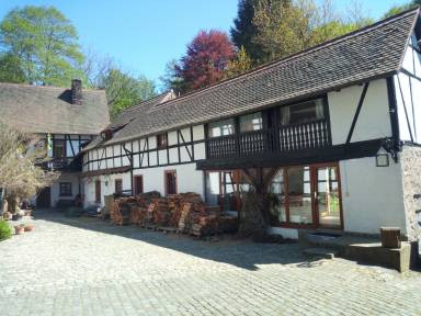 Pulvermühle - 3 Zimmer Maisonette inkl. Bad am Stettbach im NATURA 2000 Gebiet mit 12.500 qm Garten