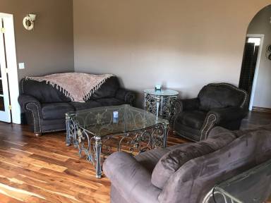 House Pet-friendly Yavapai Hills