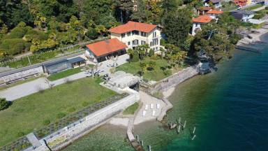 550 qm Villa mit eingezäuntem Grundstück für 12 Gäste in Ghiffa, Lago Maggiore