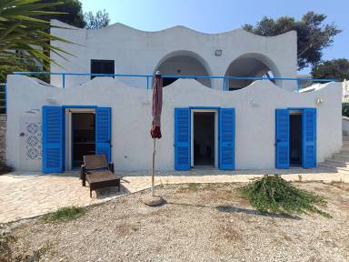 Ferienhaus in Italien am Meer für 6 Gäste mit Hund in Castro, Apulien, Italien