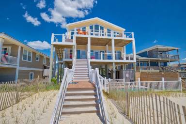 House Topsail Beach