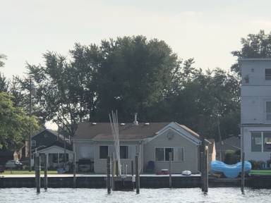 House Harrison charter Township