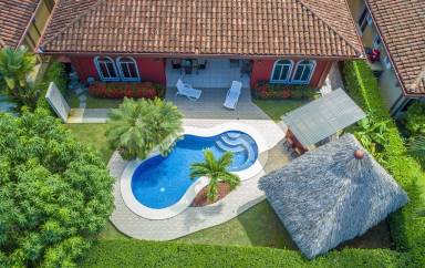 House Esterillos Este