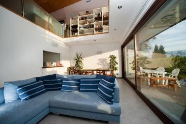 Villa accogliente e familiare con terrazza, sauna e griglia
