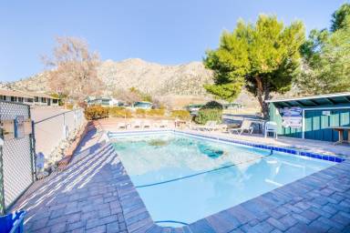 Cabin  Kernville