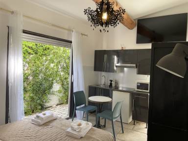 Casa vacacional con piscina privada y jardín