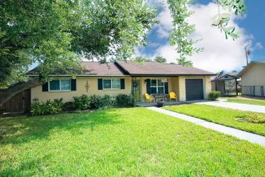 House Pet-friendly Ingleside
