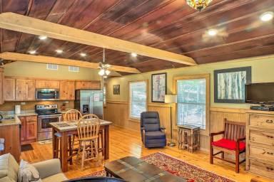Cabin Guntersville