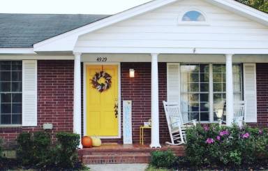 Bed and breakfast  Covington