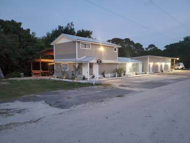 Airbnb  Carrabelle