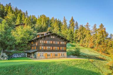 Huis 240 m²