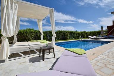 252 m² Villa