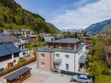 143 m² Apartment